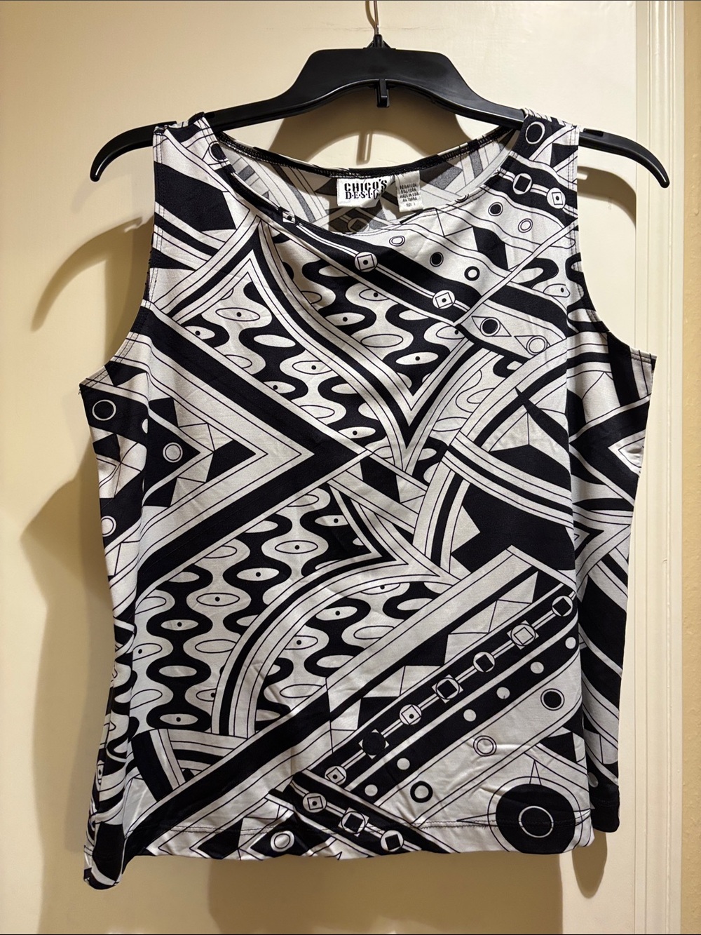 Chico's Black and White Geometric Tank Top